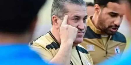 مدرب الزمالك يعنف لاعبي فريقه رغم الفوز على سموحة