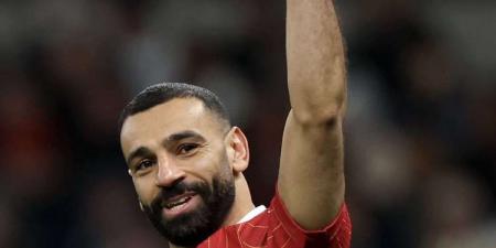 صلاح يعد الجماهير المصرية بالتأهل إلى كأس العالم