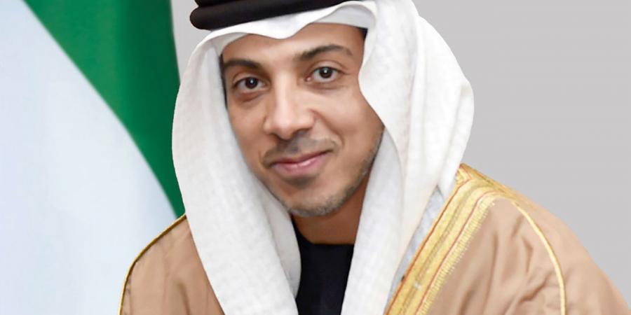 نيابة عن رئيس الدولة.. منصور بن زايد يرأس وفد الإمارات في القمة العربية غير العادية