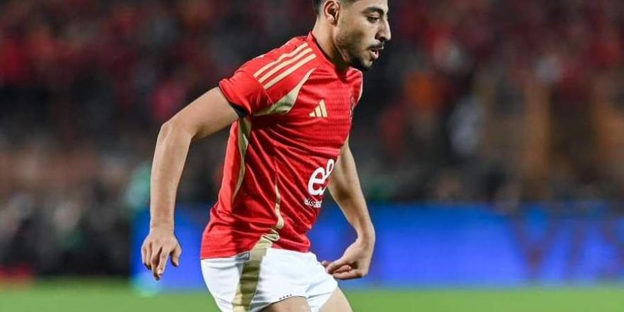 بعد جلسة محمد شوقى.. أكرم توفيق خارج حسابات الاهلى